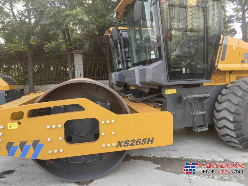 徐州市出售转让二手不详小时2022年徐工XS265H单钢轮压路机