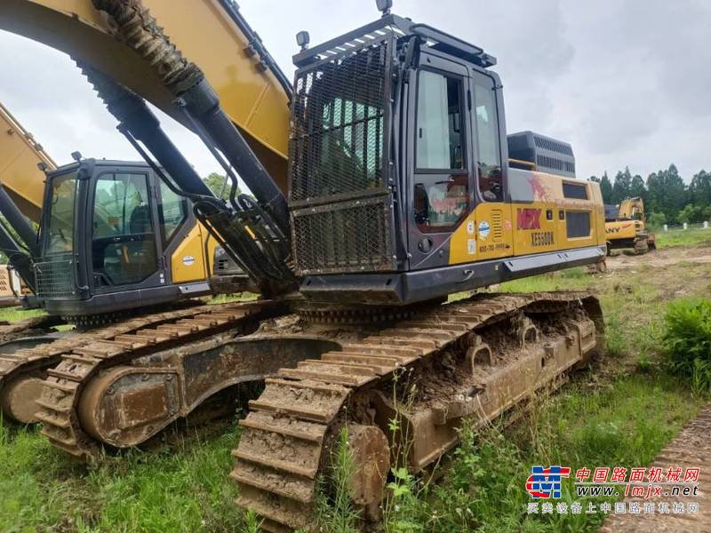 武汉市出售转让二手不详小时2021年徐工XE550DK挖掘机