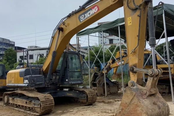 广州市出售转让二手不详小时2020年徐工XE245DK挖掘机