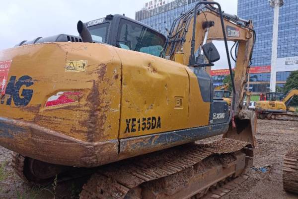 贵阳市出售转让二手不详小时2021年徐工XE135D挖掘机