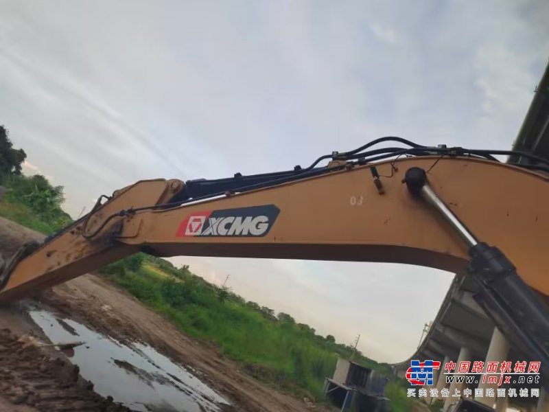 广州市出售转让二手不详小时2021年徐工XE335DK挖掘机
