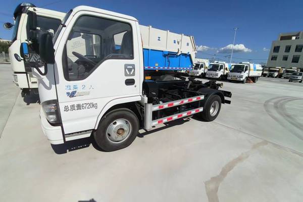 阜新市出售转让二手不详小时2017年徐工XZJ5070ZXXQ5垃圾车