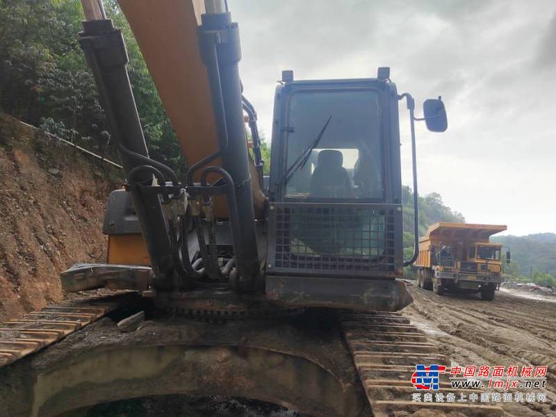 南宁市出售转让二手不详小时2019年徐工XE490DK挖掘机