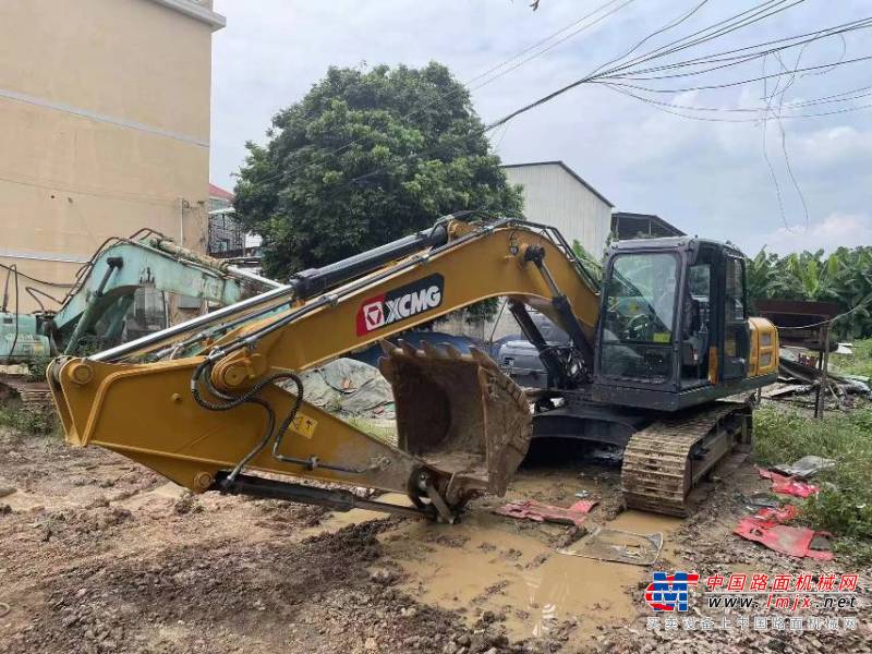 徐州市出售转让二手不详小时2020年徐工XE200DA挖掘机
