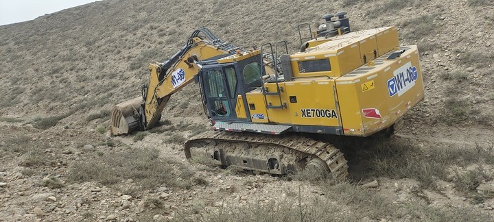 徐州市出售转让二手不详小时2020年徐工XE700DA挖掘机