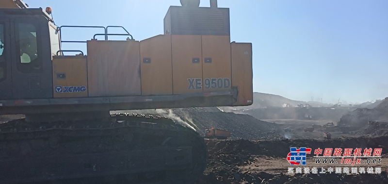 徐州市出售转让二手不详小时2020年徐工XE950D挖掘机