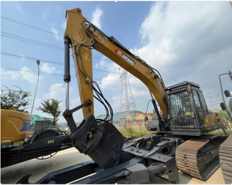 徐州市出售转让二手不详小时2021年徐工XCJ25K挖掘机