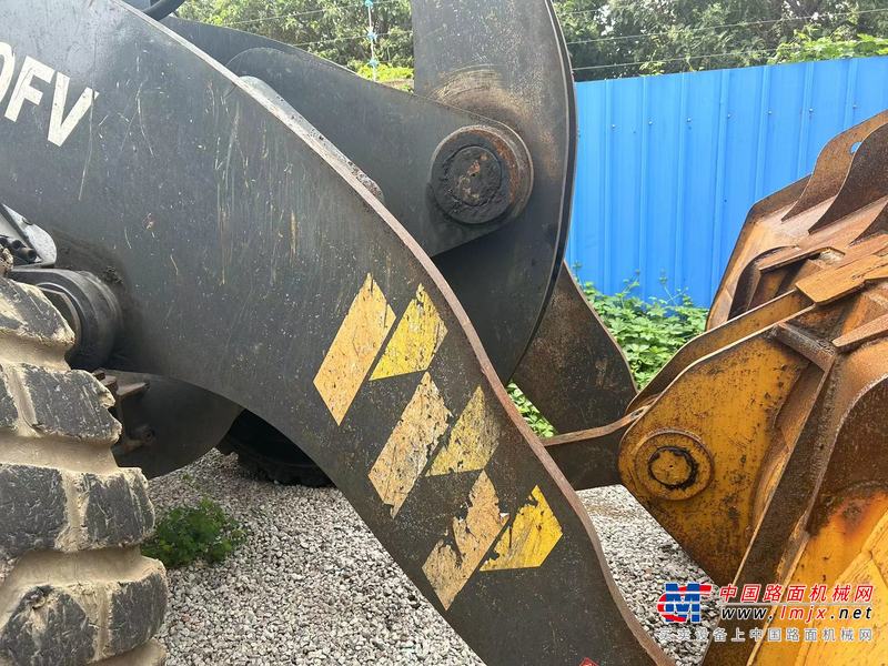 徐州市出售转让二手不详小时2020年徐工LW700FV装载机