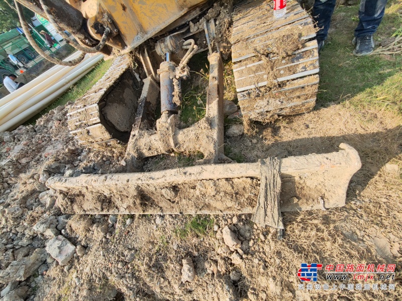 苏州市出售转让二手不详小时2017年徐工XE60CA挖掘机