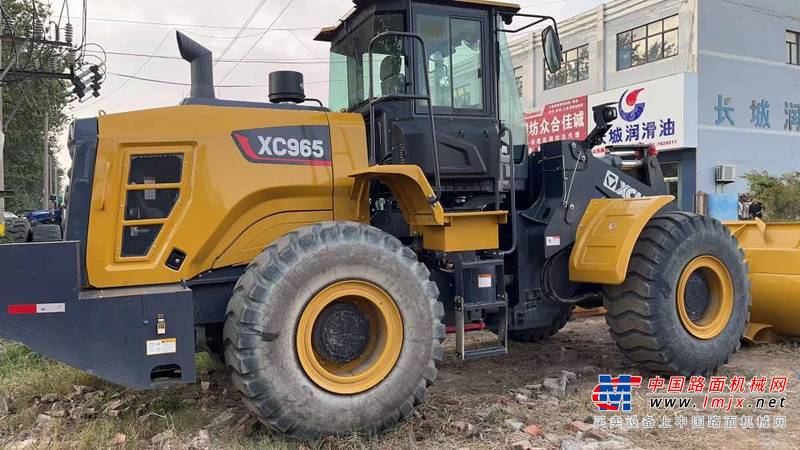 潍坊市出售转让二手不详小时2023年徐工XC965装载机