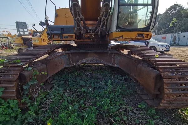 防城港市出售转让二手不详小时2018年利勃海尔R944CSME挖掘机