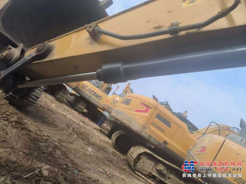 徐州市出售转让二手不详小时2020年徐工XE225DK挖掘机