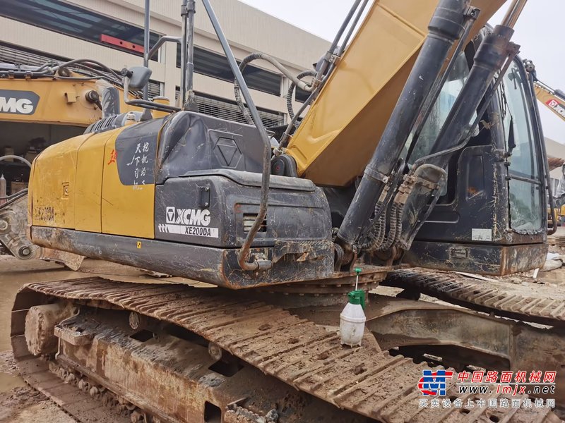 福州市出售转让二手不详小时2021年徐工XE200DA挖掘机