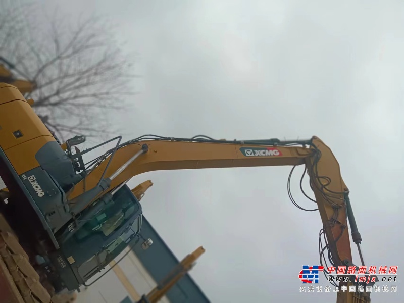 南京市出售转让二手不详小时2021年徐工XE160SL挖掘机