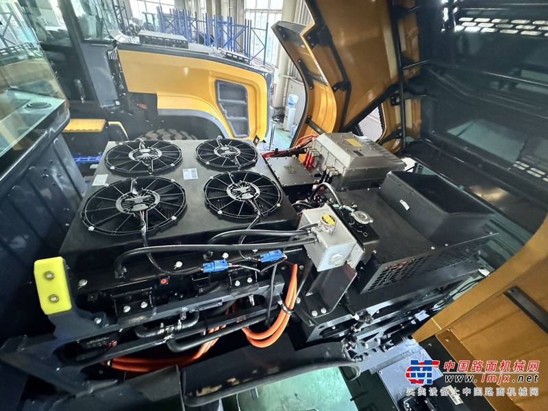 徐州市出售转让二手不详小时2024年徐工XC958EV装载机