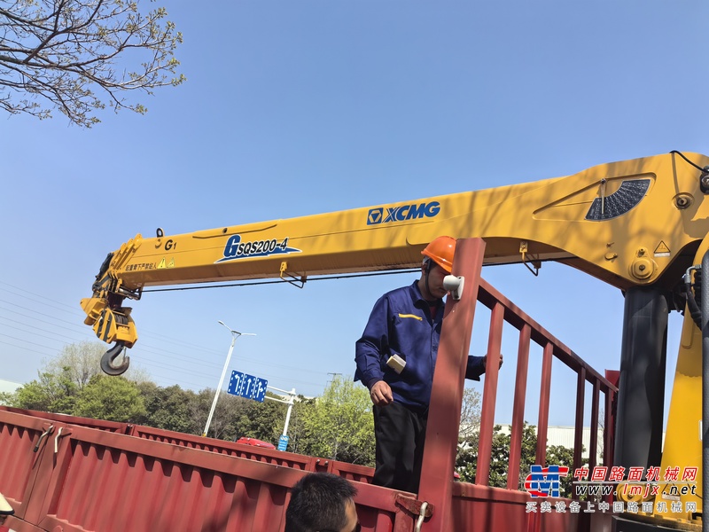 徐州市出售转让二手不详小时2020年徐工SQS200E随车起重机