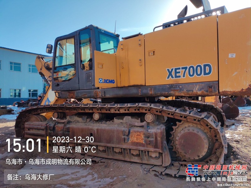 乌海市出售转让二手不详小时2016年徐工XE700D挖掘机