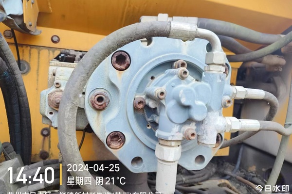 苏州市出售转让二手不详小时2012年徐工XE335C挖掘机