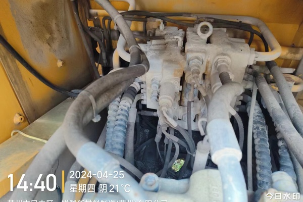 苏州市出售转让二手不详小时2012年徐工XE335C挖掘机