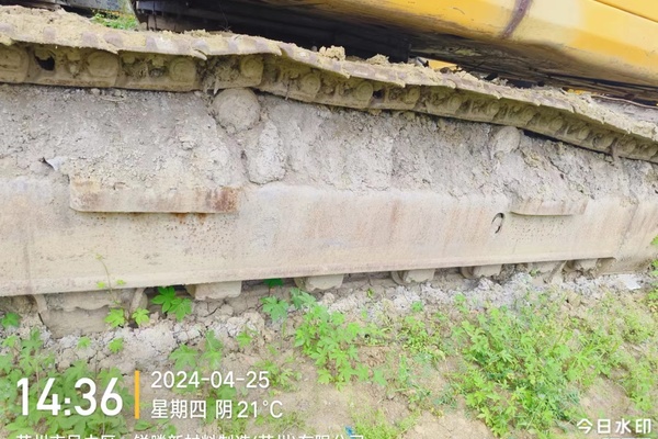 苏州市出售转让二手不详小时2012年徐工XE335C挖掘机