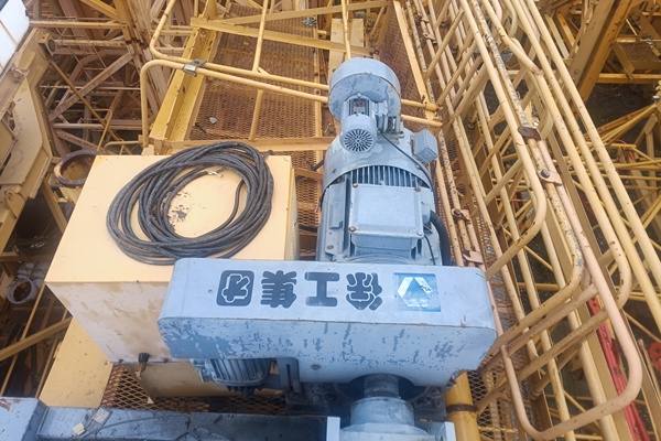 温州市出售转让二手不详小时2018年徐工XGT7020-12塔式起重机