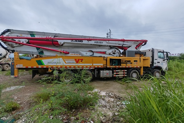 南宁市出售转让二手不详小时2020年徐工HB58V泵车