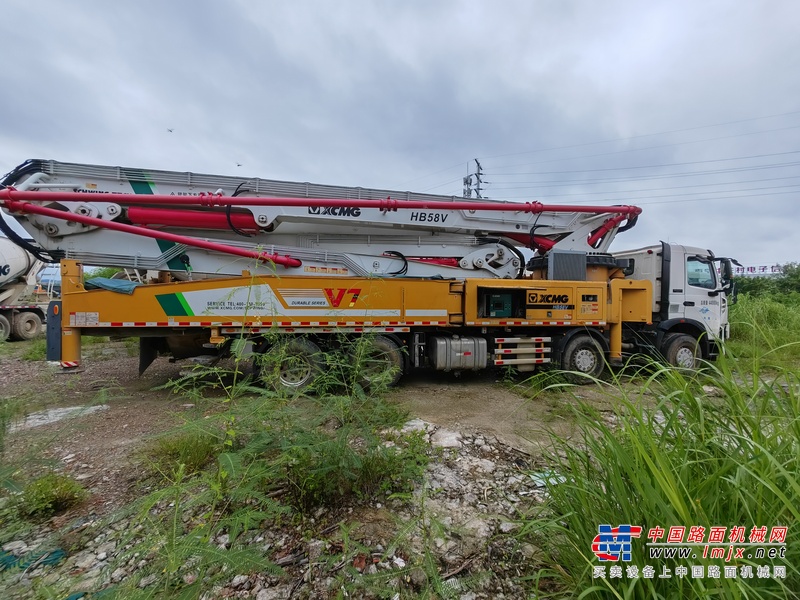 南宁市出售转让二手不详小时2020年徐工HB58V泵车