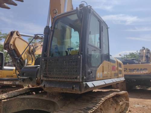 昆明市出售转让二手不详小时2022年徐工XE245DK挖掘机
