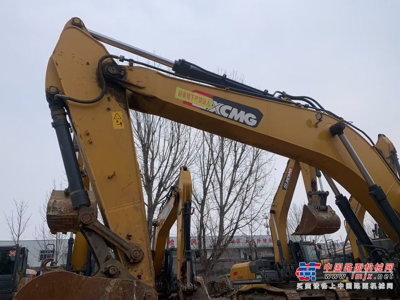 徐州市出售转让二手不详小时2021年徐工XE335DK挖掘机