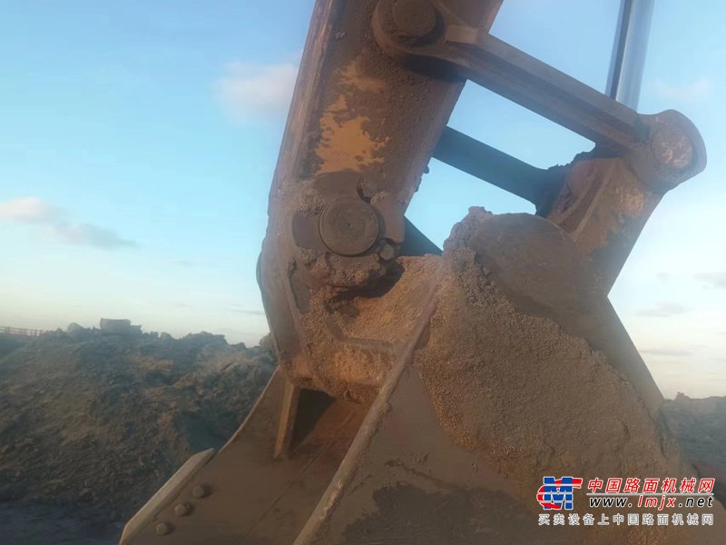 潍坊市出售转让二手不详小时2021年徐工XE380DK挖掘机