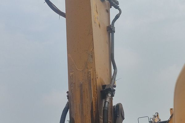 石家庄市出售转让二手不详小时2021年徐工XE215DA挖掘机