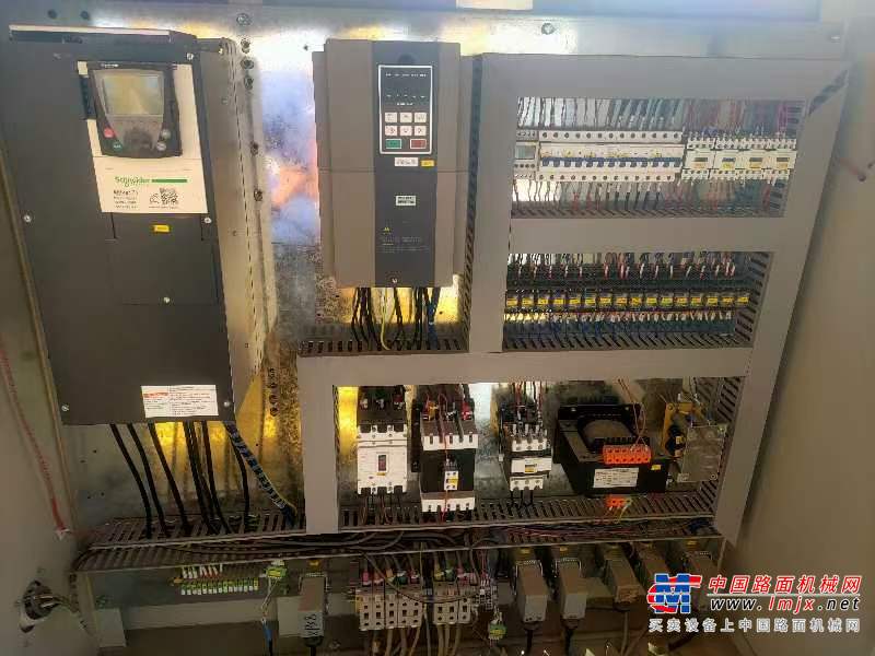 张家口市出售转让二手不详小时2021年徐工XGT6515A-10S塔式起重机