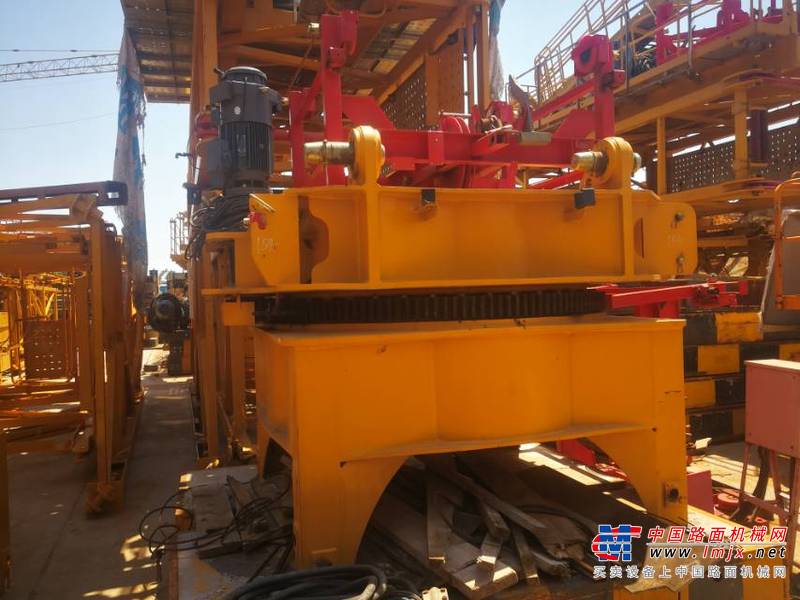青岛市出售转让二手不详小时2020年徐工XGT7528A-18S1塔式起重机