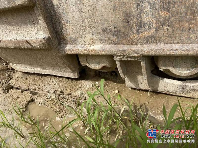 鞍山市出售转让二手不详小时2011年山东临工LG6400挖掘机