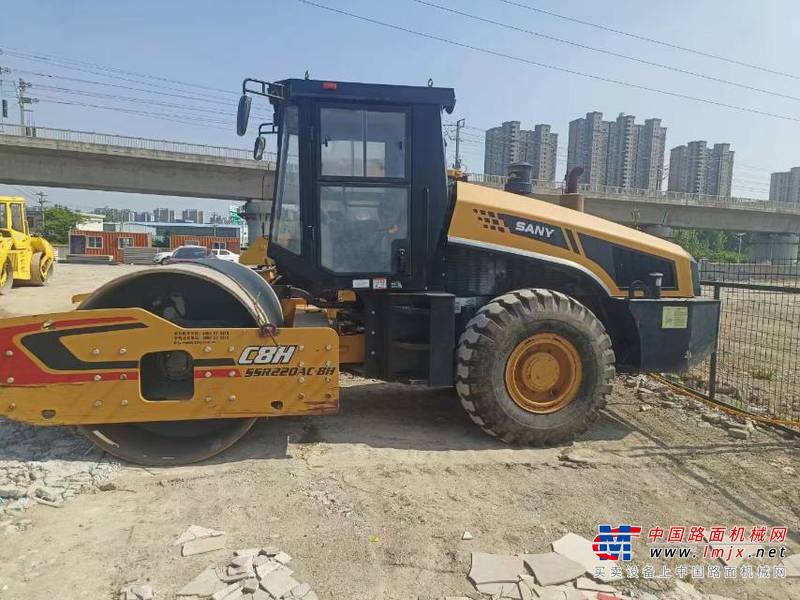 徐州市出售转让二手不详小时2020年三一重工SSR220AC-8H单钢轮压路机