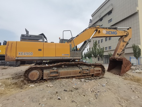 乌海市出售转让二手不详小时2018年徐工XE490D挖掘机