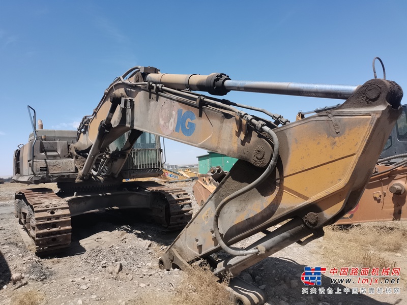 乌海市出售转让二手不详小时2018年徐工XE490D挖掘机