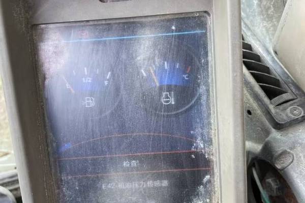 鞍山市出售转让二手不详小时2011年山东临工LG6400挖掘机