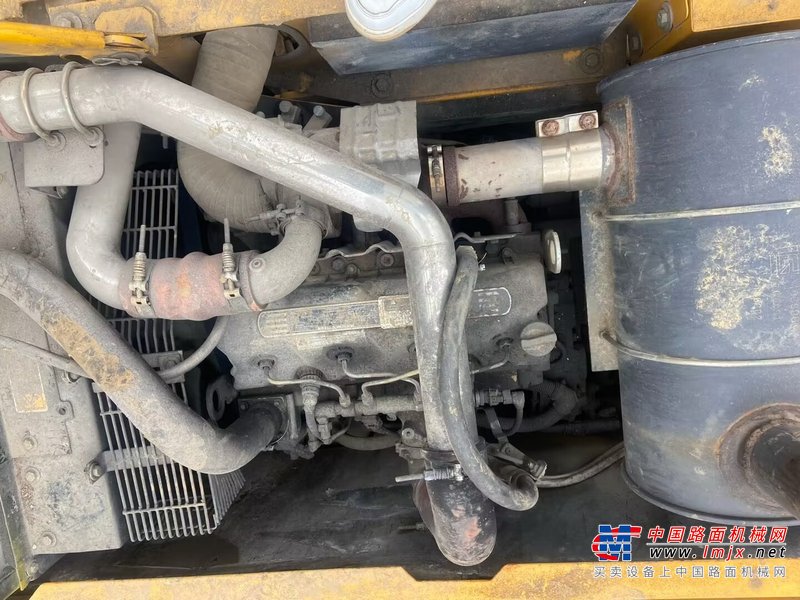 贵阳市出售转让二手不详小时2018年柳工CLG913挖掘机