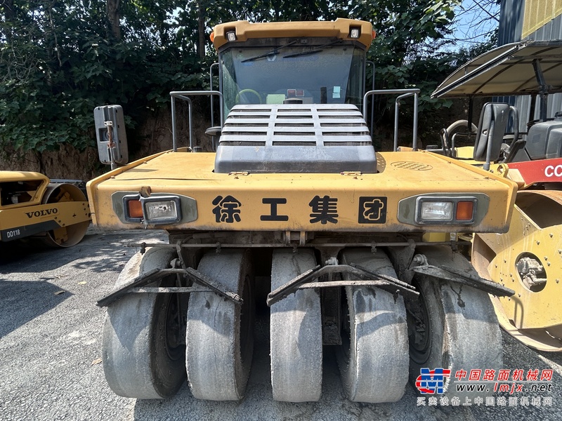 西安市出售转让二手不详小时2016年徐工XP303K轮胎压路机