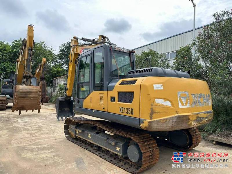 南宁市出售转让二手不详小时2021年徐工XE135D挖掘机