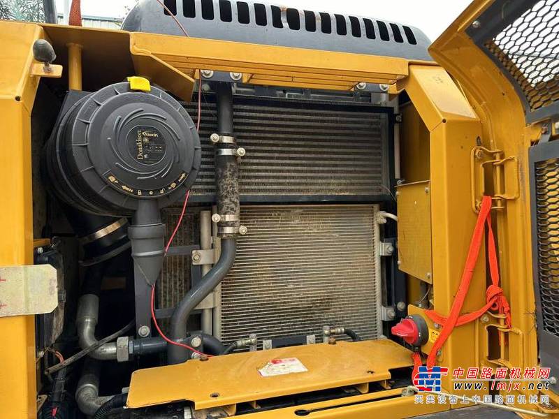 南宁市出售转让二手不详小时2021年徐工XE135D挖掘机