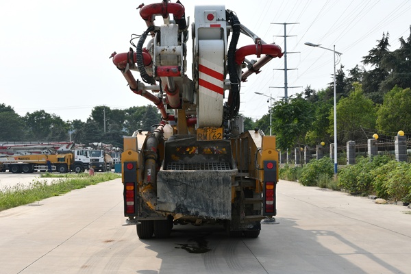 徐州市出售转让二手不详小时2022年徐工HB52V泵车