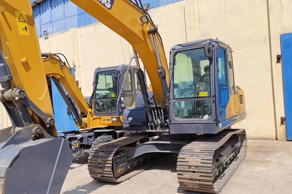 徐州市出售转让二手不详小时2021年徐工XE155D挖掘机
