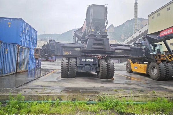 徐州市出售转让二手不详小时2022年徐工XCS4531K港口轮胎式起重机