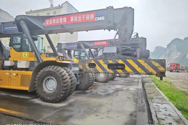 徐州市出售转让二手不详小时2022年徐工XCS4531K港口轮胎式起重机
