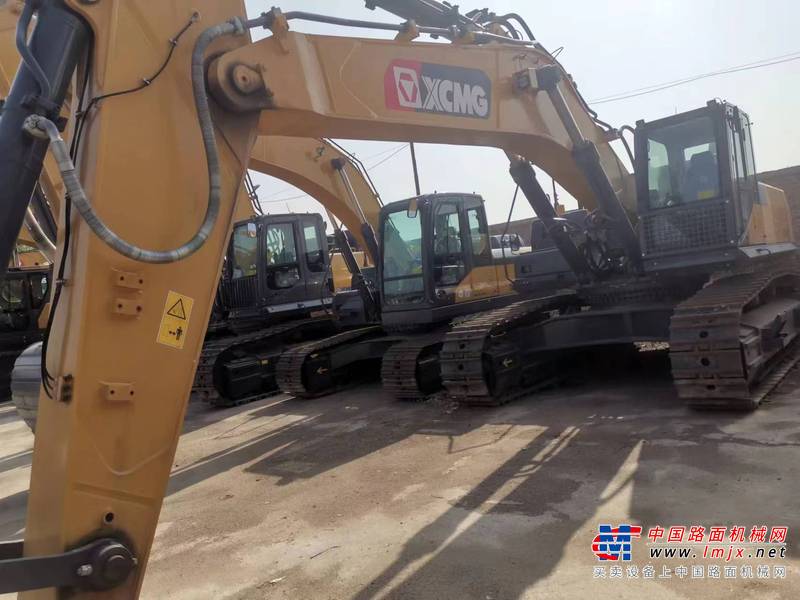 徐州市出售转让二手不详小时2021年徐工XE470D挖掘机