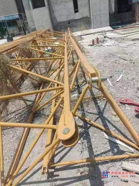 徐州市出售转让二手不详小时2021年徐工XGA6012-6S塔式起重机