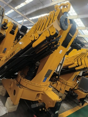 徐州市出售转让二手不详小时2021年徐工SQZ560A III型随车起重机