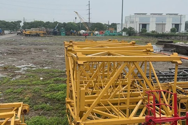 上海出售转让二手不详小时2021年徐工XGT6018-8S塔式起重机